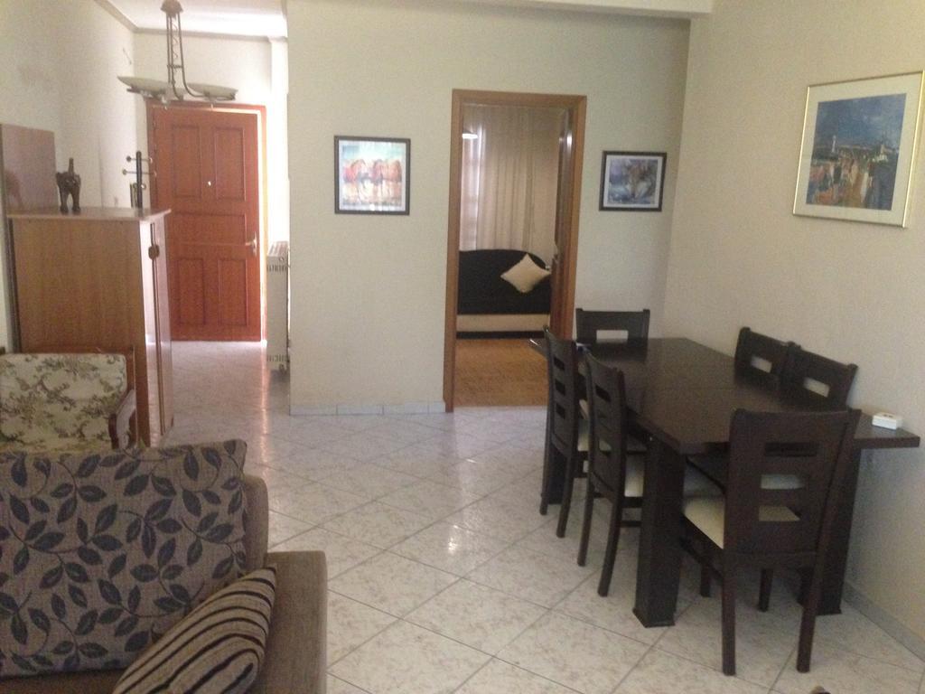 Nea Peramos Large Apartment Near The Beach Dış mekan fotoğraf