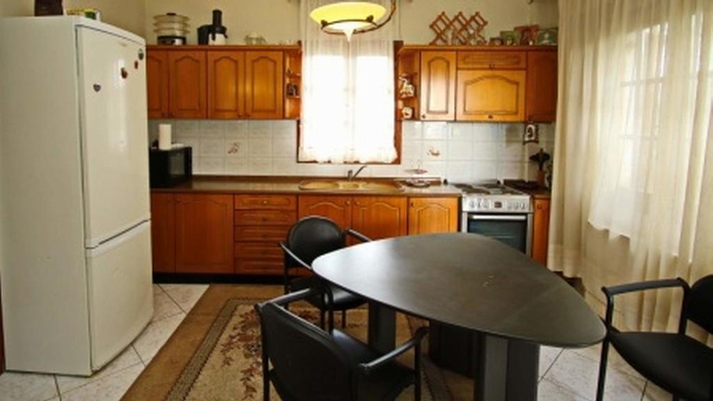 Nea Peramos Large Apartment Near The Beach Dış mekan fotoğraf